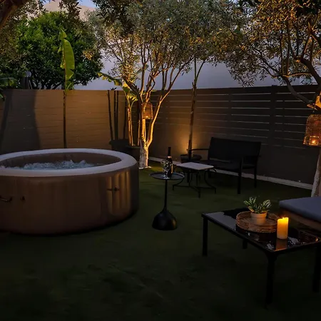 Hot Tub - 5 Min To Beaches - Private Garden - Netflix * Lámbi