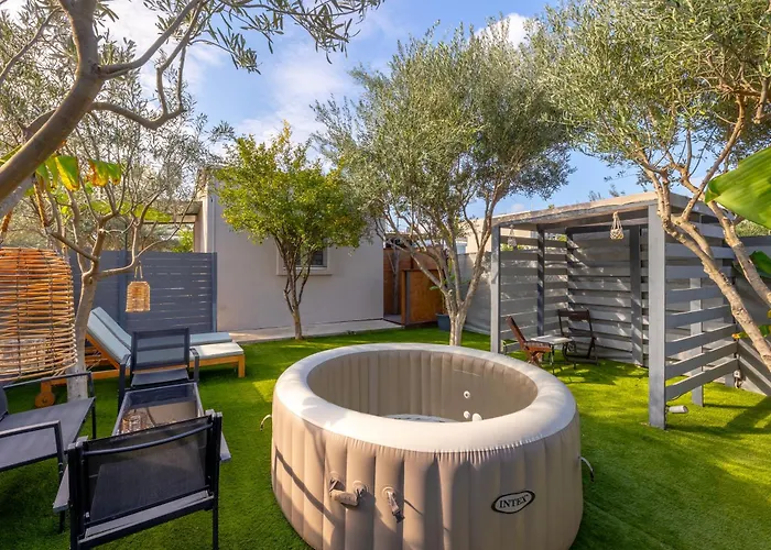 بيت للعطل Hot Tub - 5 Min To Beaches - Private Garden - Netflix *